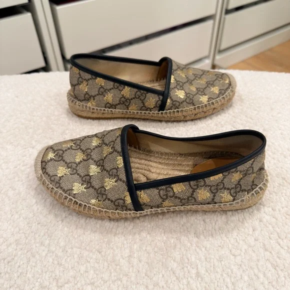 Gucci Beige and Gold Bee Espadrilles 35 - Picture 5 of 11